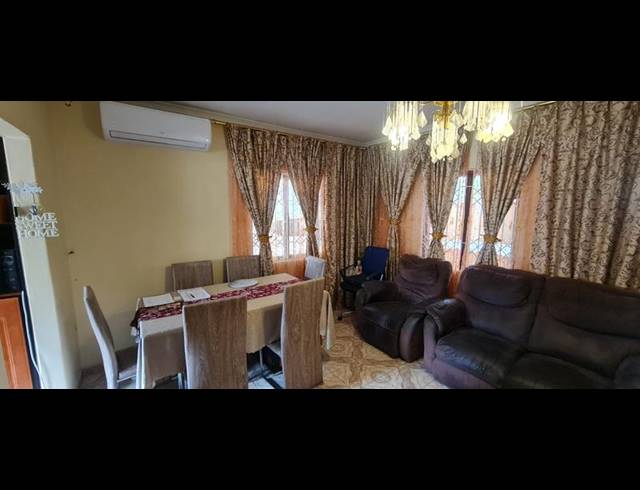 2 BEDROOM HOUSE FOR SALE IN RAINHAM